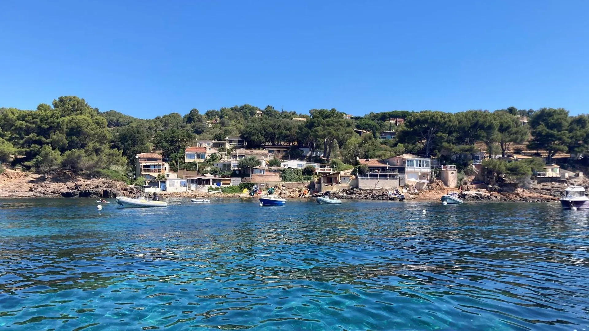 Villa Serena Climatisee Pour 8 Personnes Avec Piscine Privee Et Vue Mer A Carqueiranne