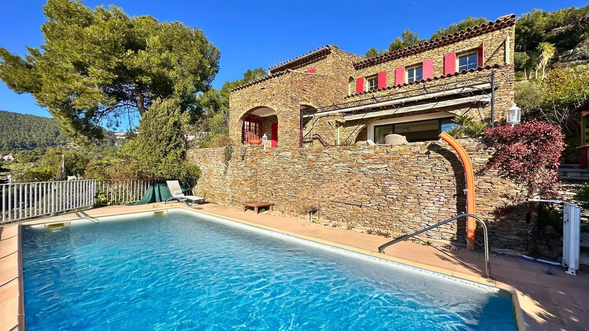 Villa Serena Climatisee Pour 8 Personnes Avec Piscine Privee Et Vue Mer A Carqueiranne