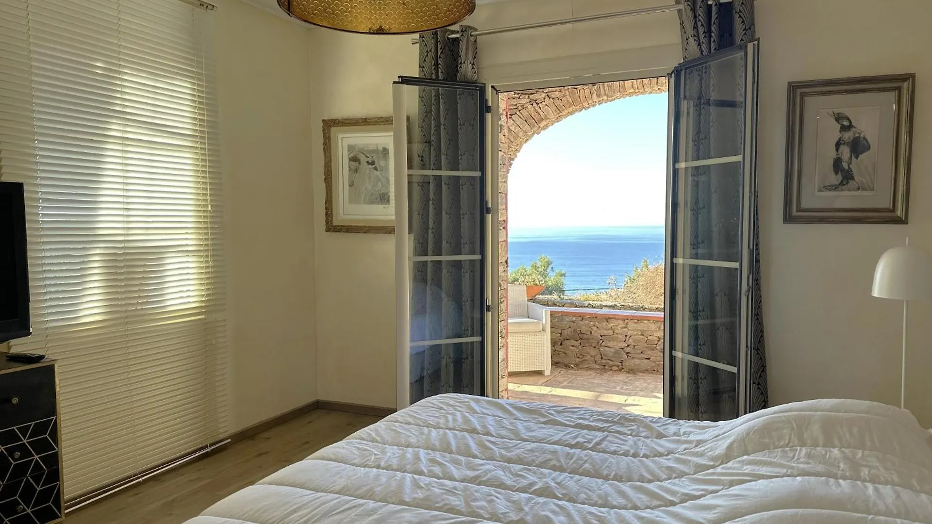Villa Serena Climatisee Pour 8 Personnes Avec Piscine Privee Et Vue Mer A Carqueiranne France